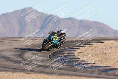 media/Dec-07-2025-CVMA (Sun) [[3e7d2de5dc]]/Race 17-Amateur Formula Middleweight/